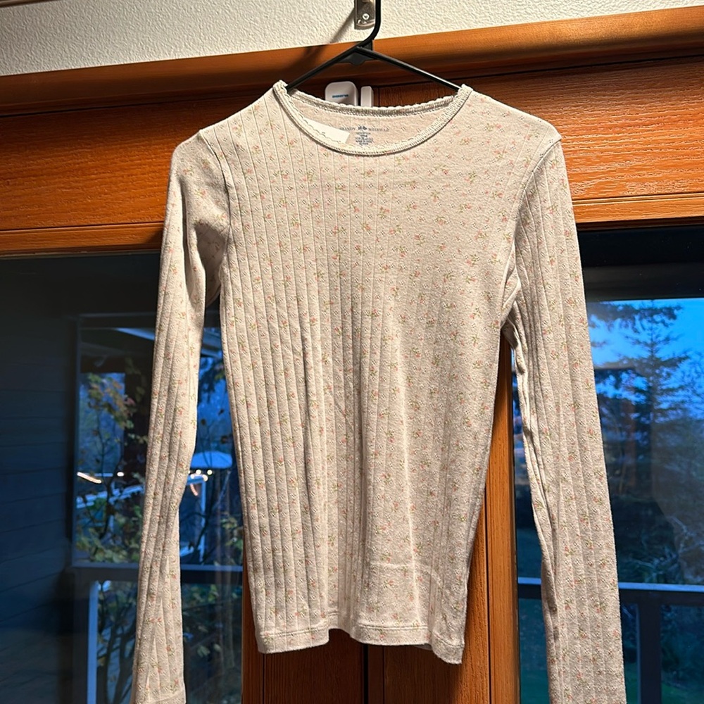 Brandy Melville long sleeve shirt NEW